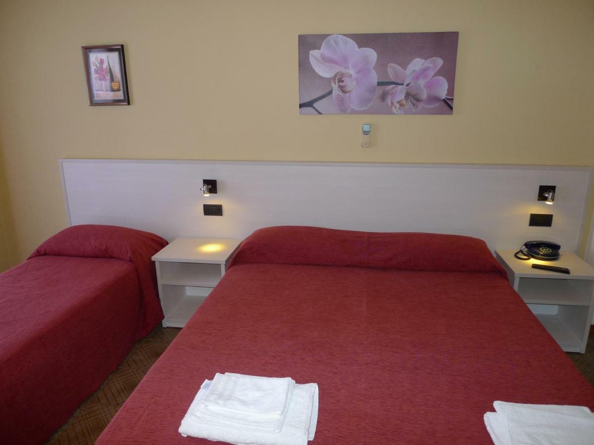 Hotel Alexander Santa Domenica  Eksteriør bilde