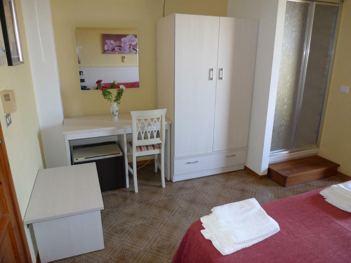 Hotel Alexander Santa Domenica  Eksteriør bilde