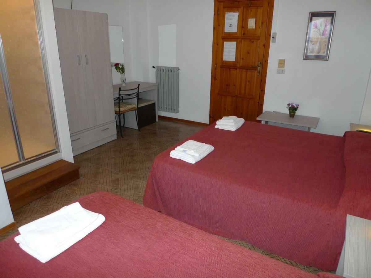 Hotel Alexander Santa Domenica  Eksteriør bilde