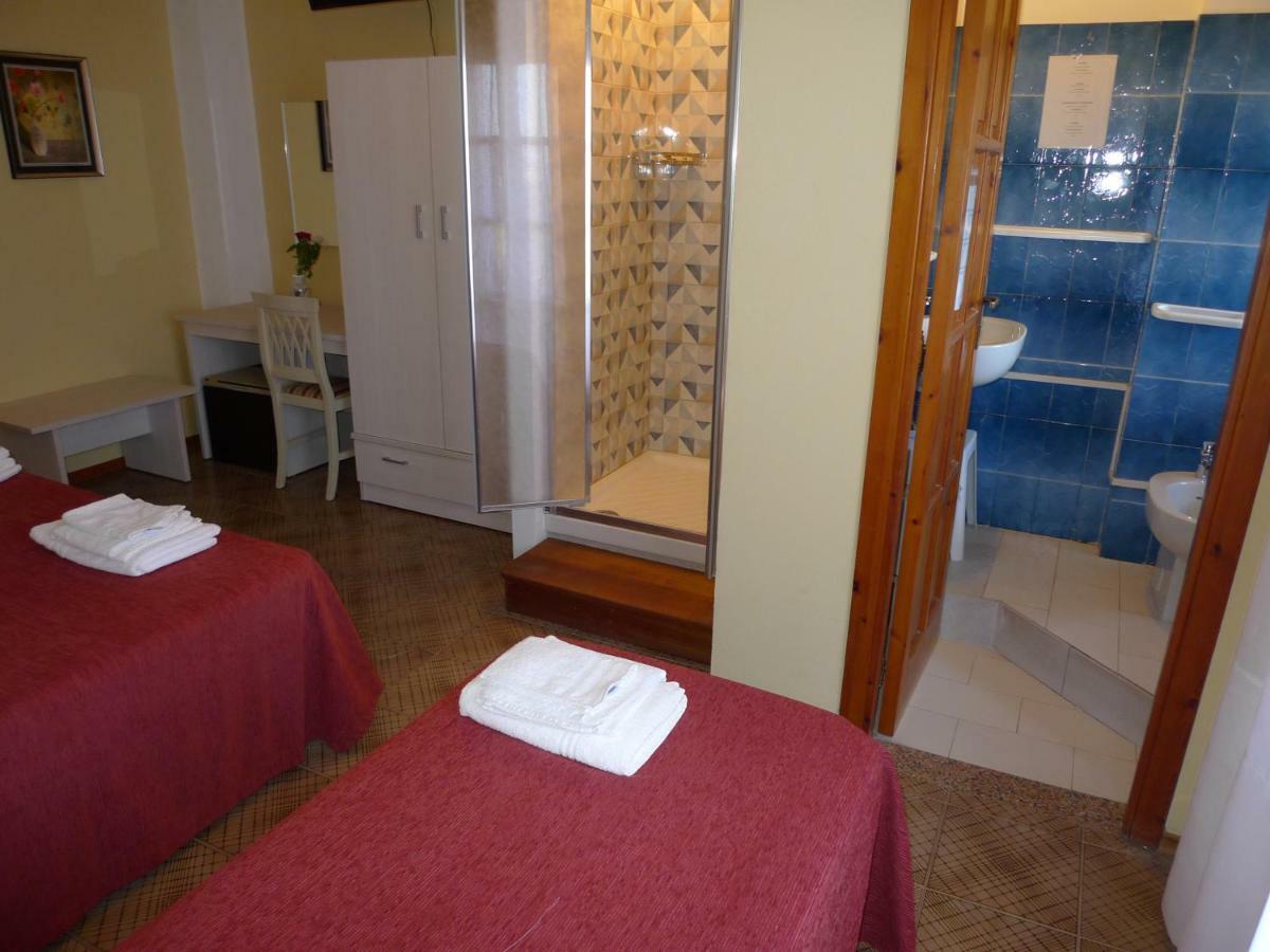Hotel Alexander Santa Domenica  Eksteriør bilde